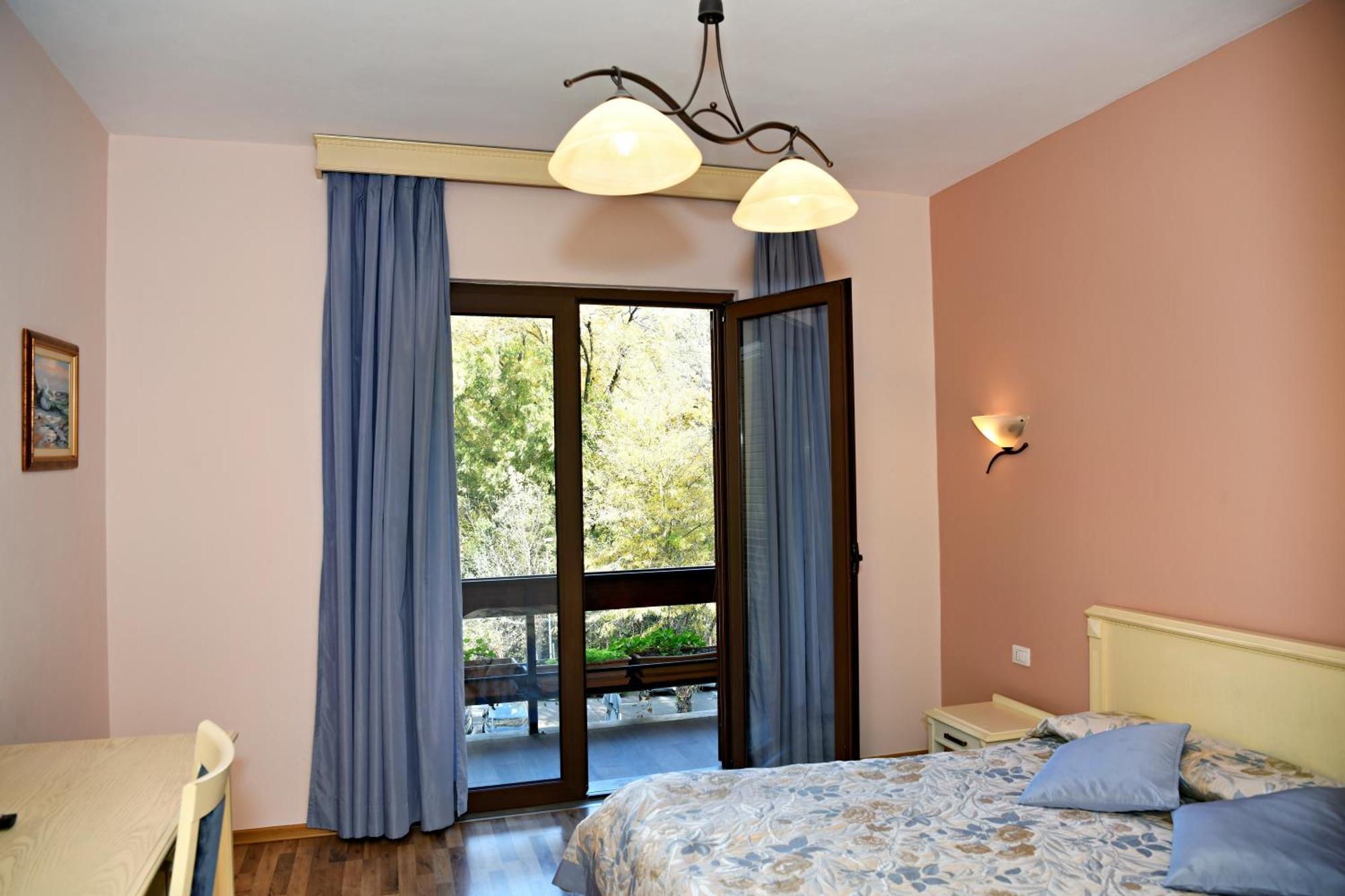 Hotel Restaurant Dreri Tiranë Luaran gambar